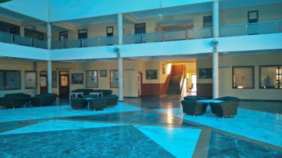 Infocity Club And Resort Gandhinagar Bagian luar foto